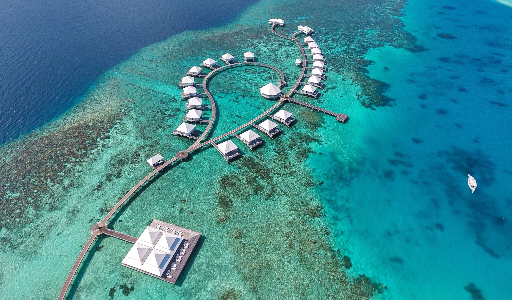 Diamonds Thudufushi Aerial